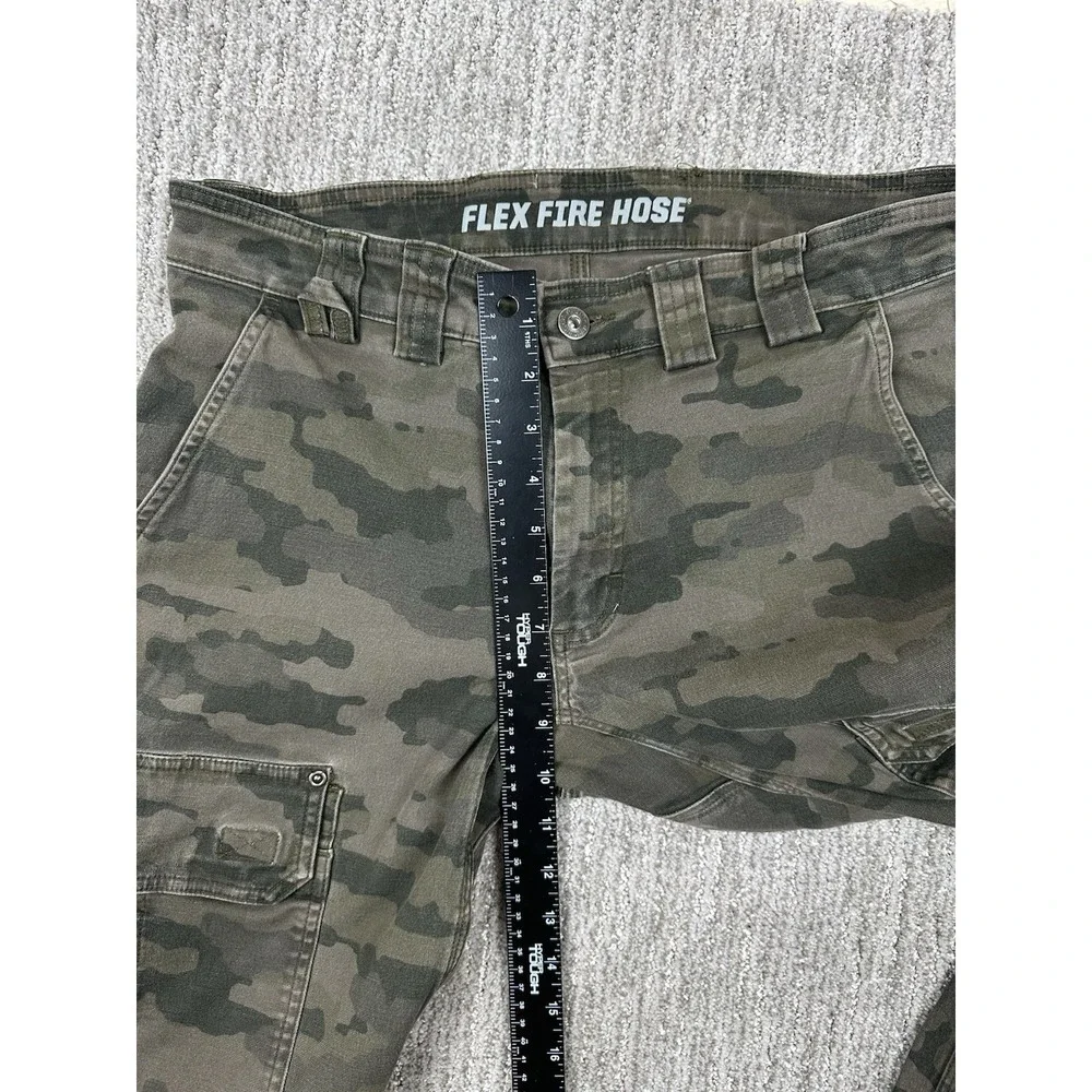 Duluth Trading Camo Cargo Pants Mens 34x32 (fits 33x30) Flex Fire Hose Slim Fit